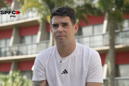 Oscar, ex-meia do São Paulo