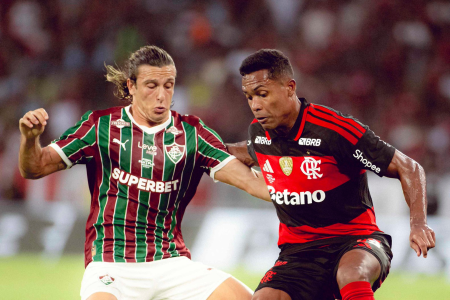 Duelo entre Flamengo e Fluminense no Maracanã