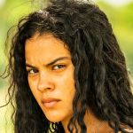 Atacada por jacaré, Bella Campos diz que 'ancestralidade indígena' a salvou