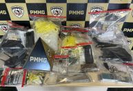 Trio envolvido em gangue é preso com armas e drogas em MG