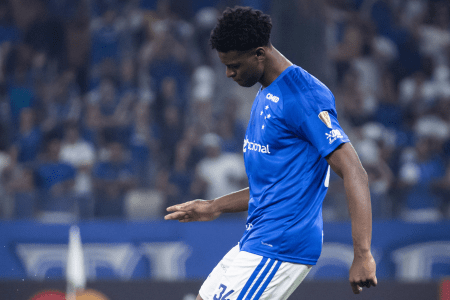 Jonathan Jesus, zagueiro do Cruzeiro