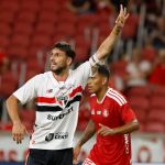 A dor de cabeça que atormenta Roger para jogo entre São Paulo e Cruzeiro
