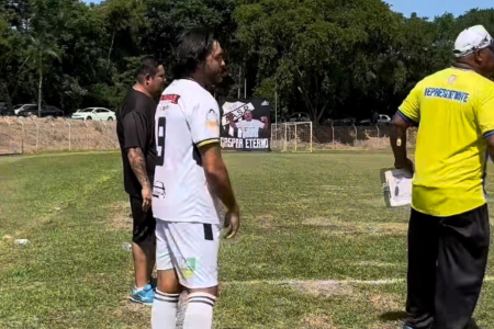 Ricardo Goulart, multicampeão pelo Cruzeiro, estreia na Várzea de São José dos Campos