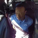 Polícia divulga vídeo da prisão de Tiger Woods, e lenda do golfe cita conversa com Trump