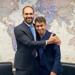 Eduardo Bolsonaro responde Nikolas nas redes: 'Não é o menino que eu conheci'