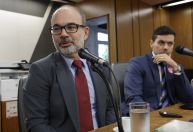 Após mal-estar com servidores, secretário da Fazenda de Minas é exonerado