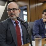 Após mal-estar com servidores, secretário da Fazenda de Minas é exonerado