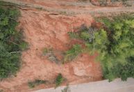 Defesa Civil interdita Estrada Athos Branco da Rosa no Parque Serra Verde