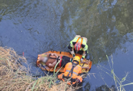 Homem cai em canal do córrego Vieira e é resgatado pelos bombeiros em Montes Claros