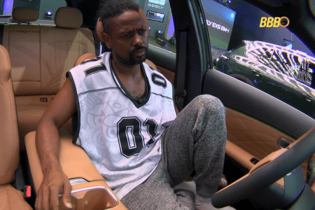 Leandro 'Boneco' pode conquistar vaga na final do BBB 26 nesta sexta