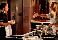 Nina volta e reencontra Carminha em Avenida Brasil: veja resumo da semana