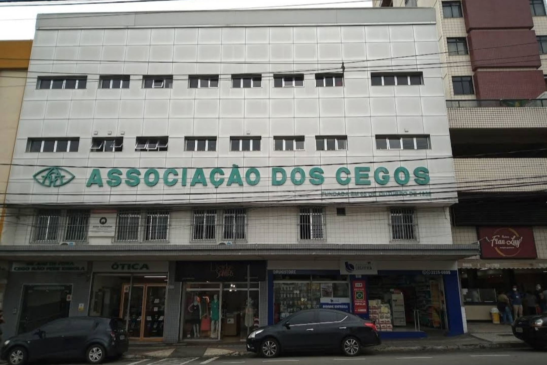 Associação dos Cegos de Juiz de Fora recebe mais de 1.100 pares de óculos