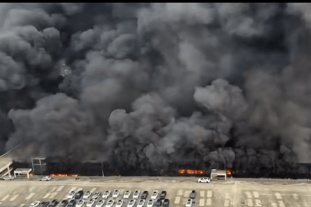 Incêndio atinge garagem da BYD na China