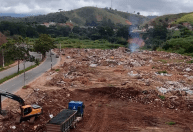 Ubá inicia desmonte de bota-foras instalados devido à tragédia das chuvas
