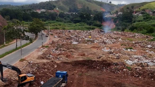Ubá inicia desmonte de bota-foras instalados devido à tragédia das chuvas