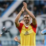 Ex-jogador de Inter e Manchester City anuncia aposentadoria aos 38 anos