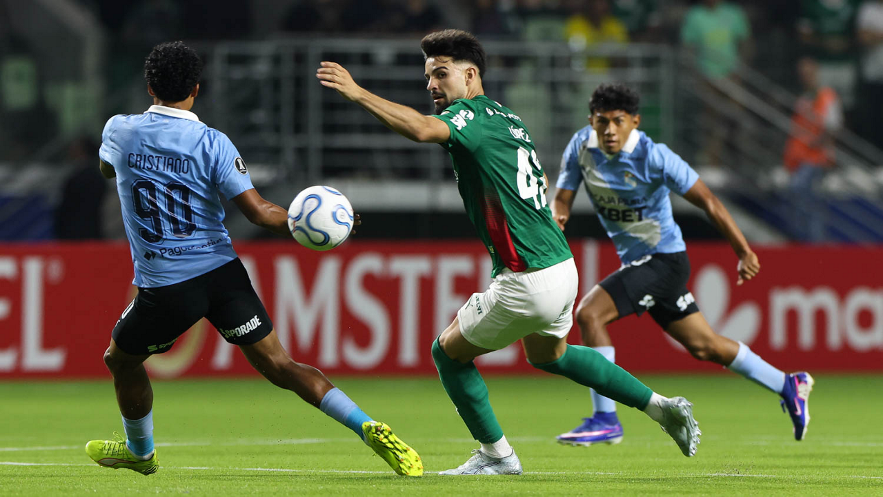 Palmeiras sofre, mas vence Sporting Cristal e desencanta na Libertadores