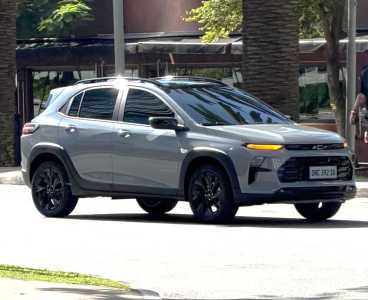 Flagra Chevrolet Sonic