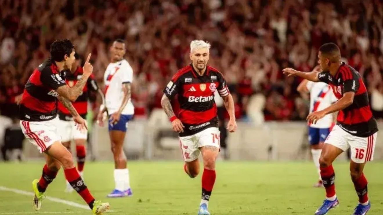 Flamengo assume liderança isolada na história dos pontos corridos