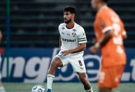 Fluminense perde chances e só empata com o La Guaira na estreia na Libertadores