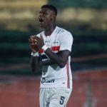 Diretor de futebol detona sumiço de Arboleda no São Paulo: 'Falta de respeito'