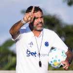 Artur Jorge explica escolhas e sinaliza como deve escalar Cruzeiro contra o Grêmio