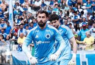 Matheus Cunha ou Otávio? Artur Jorge é direto sobre disputa no gol do Cruzeiro