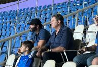 Veja como Pedrinho e Gusttavo Lima reagiram aos gols do Cruzeiro pela Copa do Brasil