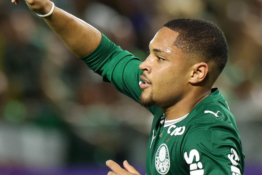 Como Vitor Roque, atacante da Seleção e outros renderam milhões ao Cruzeiro em 2025