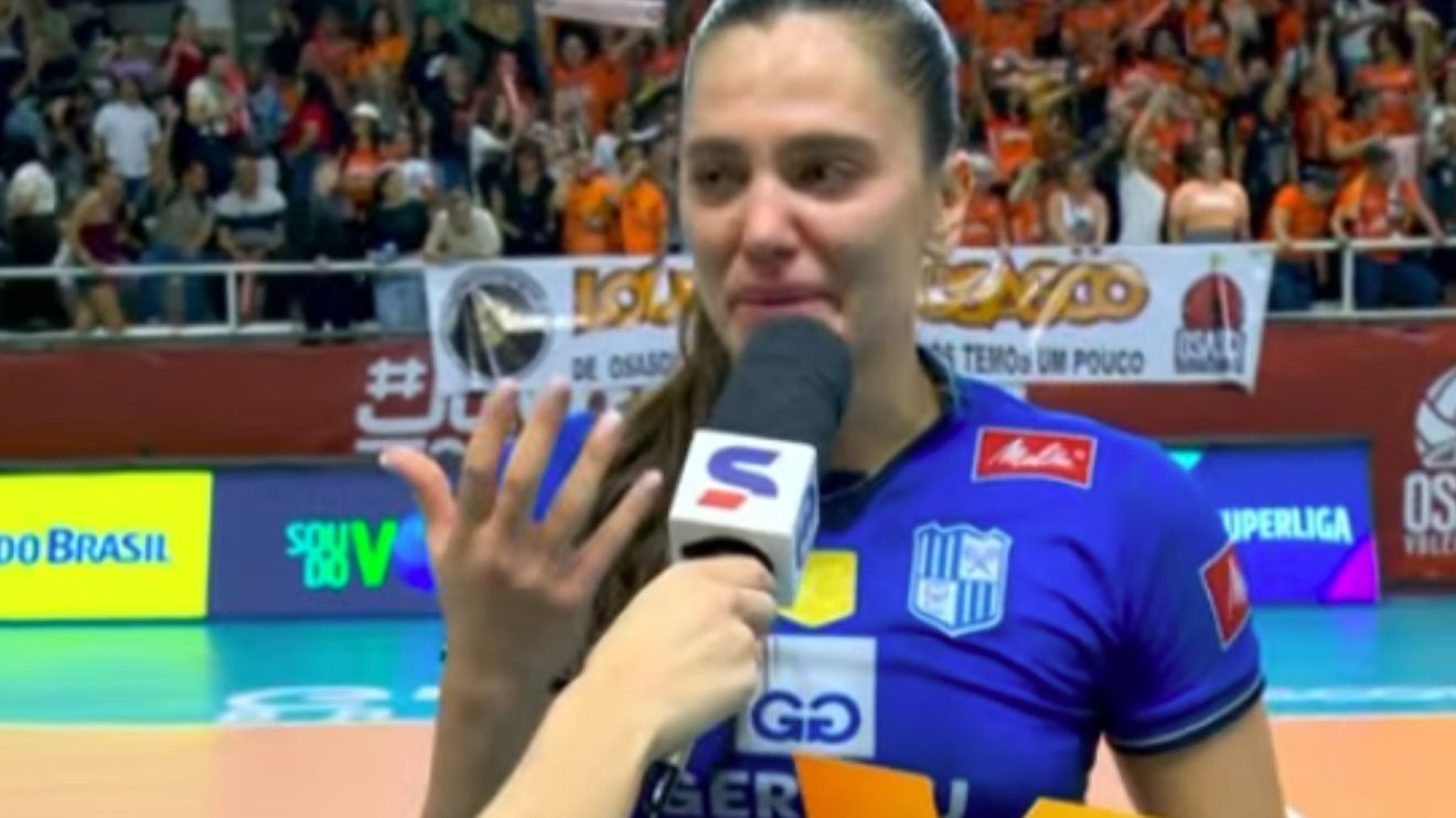 Superliga: de saída do Gerdau Minas, Julia Kudiess chora após vitória e manda recado