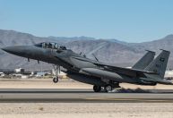 Oriente Médio: piloto dos EUA é resgatado após jato ser abatido no Irã