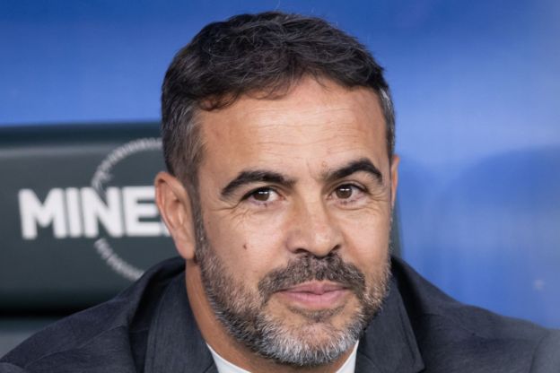 Artur Jorge 'muda rota' do Cruzeiro e repete início que teve no Botafogo; veja