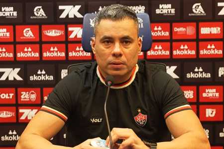 Jair Ventura, técnico do Vitória, após derrota para o Flamengo no Maracanã