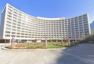 Hotel alvo de tiroteio em jantar com Trump já havia registrado ataque contra ex-presidente