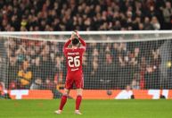 Robertson anuncia saída do Liverpool após nove anos e diversos títulos