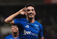 Christian vira vice-artilheiro do Cruzeiro em 2026 e estreia como 'garçom'