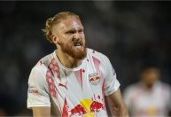 Bragantino dá 'olé' no Flamengo, goleia e impõe primeira derrota a Jardim