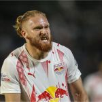 Bragantino dá 'olé' no Flamengo, goleia e impõe primeira derrota a Jardim