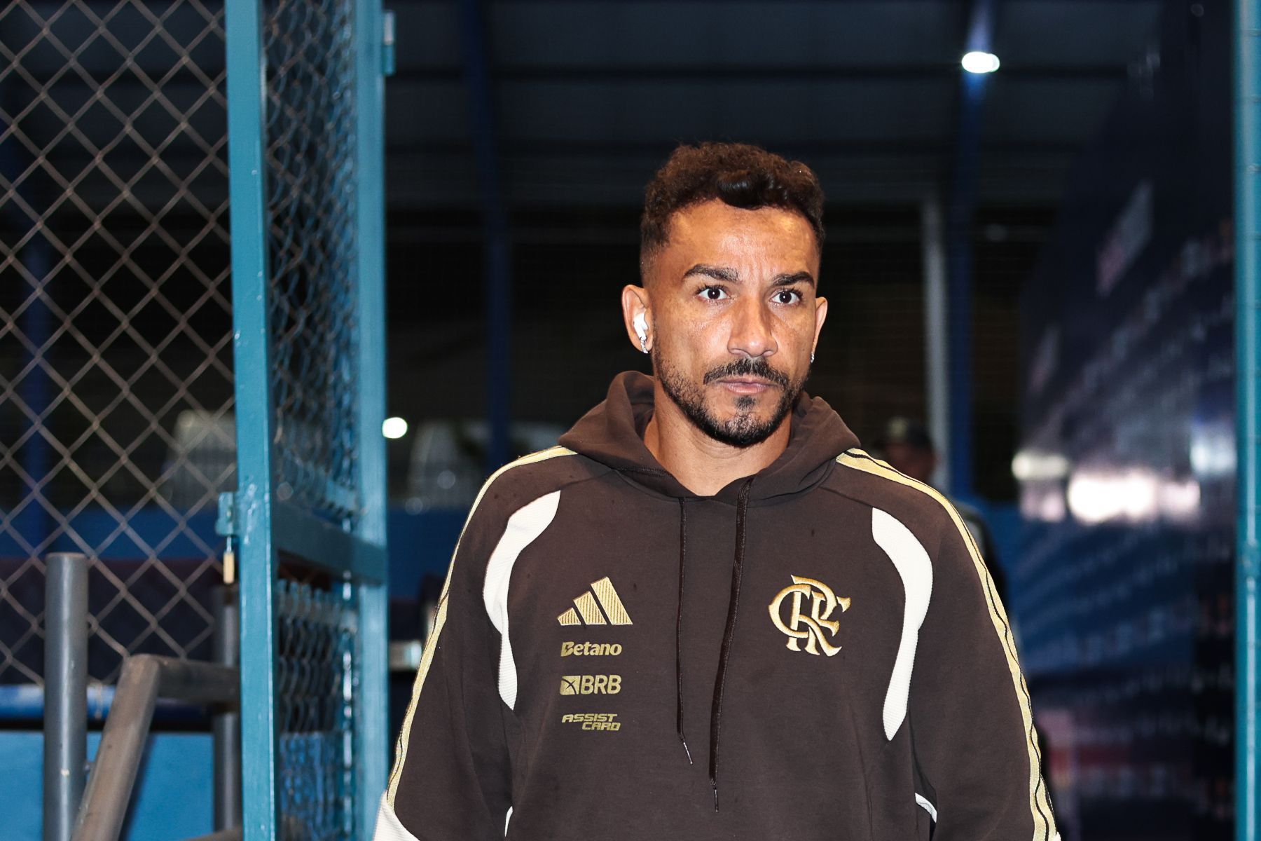 Danilo avalia derrota do Flamengo como 'vergonha' e faz cobranças ao elenco