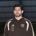 Rossi aponta agressão de auxiliar do RB Bragantino a jogador do Flamengo