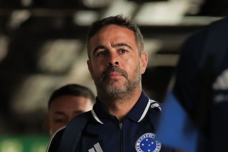 Artur Jorge, técnico do Cruzeiro