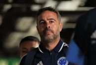 Escalação do Cruzeiro: Artur Jorge define time com novidade diante do São Paulo