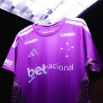 Cruzeiro 'repete a dose' e estreia uniforme contra o São Paulo; veja