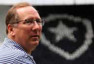 John Textor propõe futuro no Botafogo: 'Oportunidade para reestruturar'