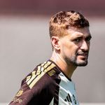 Escalação do Flamengo: Jardim formará novo meio de campo contra o Cusco