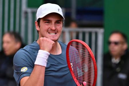 João Fonseca em ação no Masters 1000 de Monte Carlo
