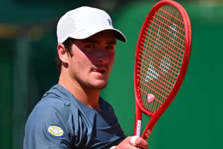 João Fonseca em ação no Masters 1000 de Monte Carlo