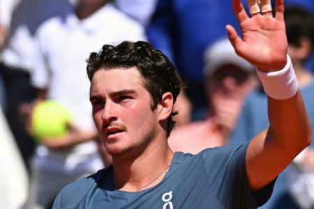 João Fonseca em ação no Masters 1000 de Monte Carlo