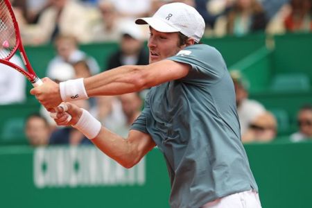João Fonseca em ação no Masters 1000 de Monte Carlo