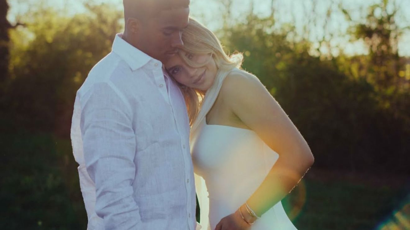 Endrick anuncia gravidez de Gabriely Miranda e será pai pela primeira vez